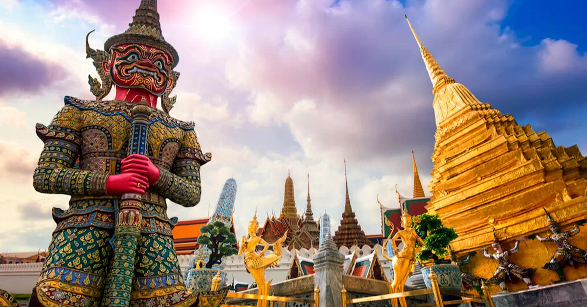 Saiba Porque é Proibido Correr Pelado na Tailândia