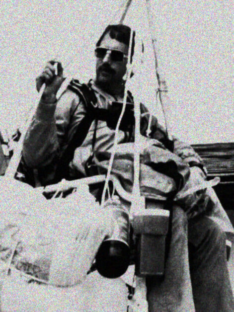 Larry Walters o Homem que Inspirou o Padre do Balão