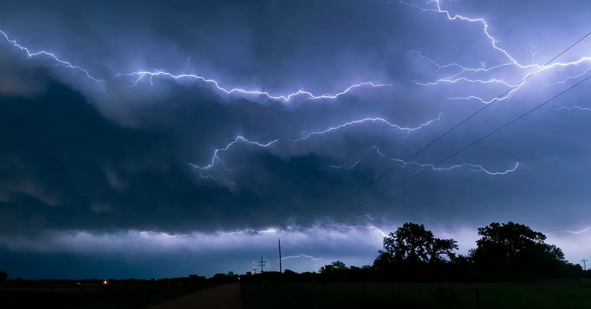 Ilustração do fenômeno dos Skyquakes, sons misteriosos vindos do céu